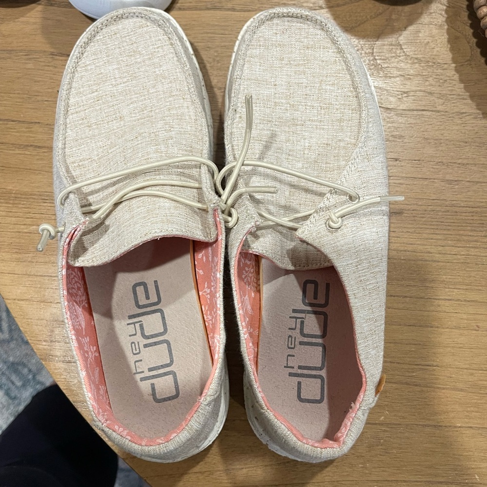 Women’s Hey Dudes size 8. Worn once or twice.